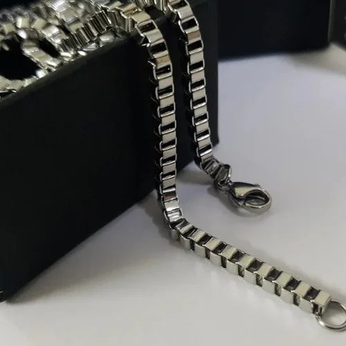 Classic Deluxe Box Chain – Wear the Difference